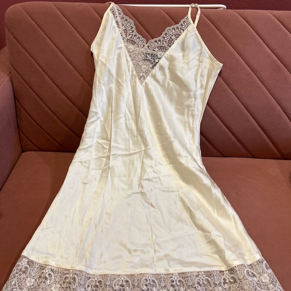 Julianna Rae 100% Silk Chemise